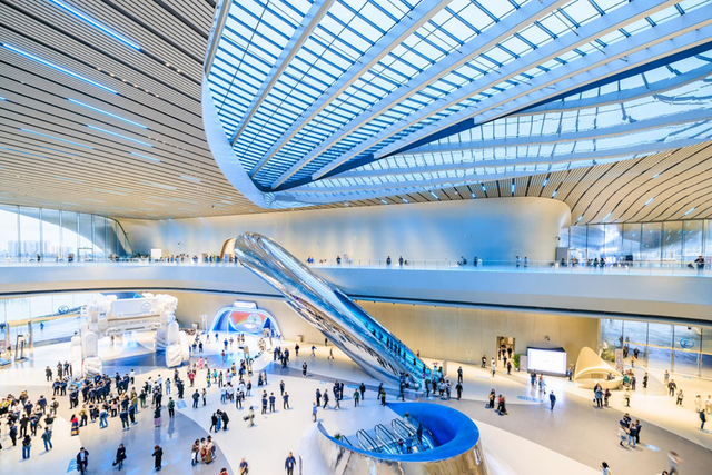 喜讯！两大新晋品牌打卡地，承包你的潮玩与松弛