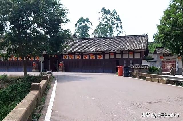 成都邛崃低调的花园寺庙，充满人间烟火，高铁公交直达！