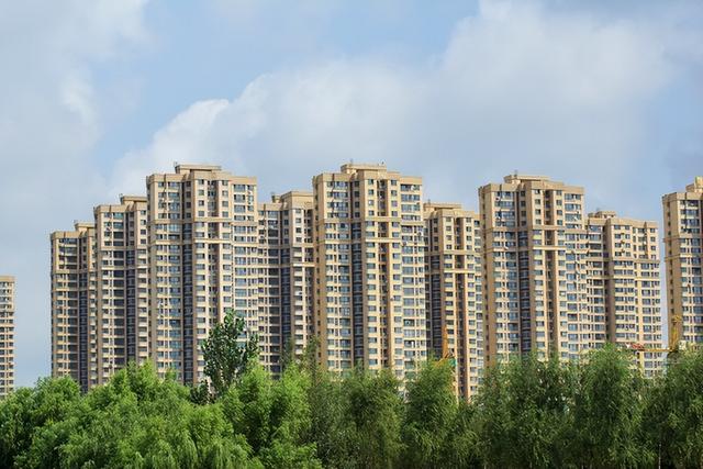 中央定调明年经济！工资、房子、生娃有大变化，普通人要翻身了？