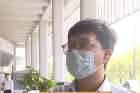 这次经历，他说吓得不轻，希望“特斯拉”厂家提供数据图片