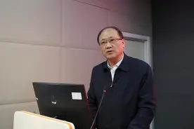 房倚天任中国科学院山西煤炭化学研究所所长图片