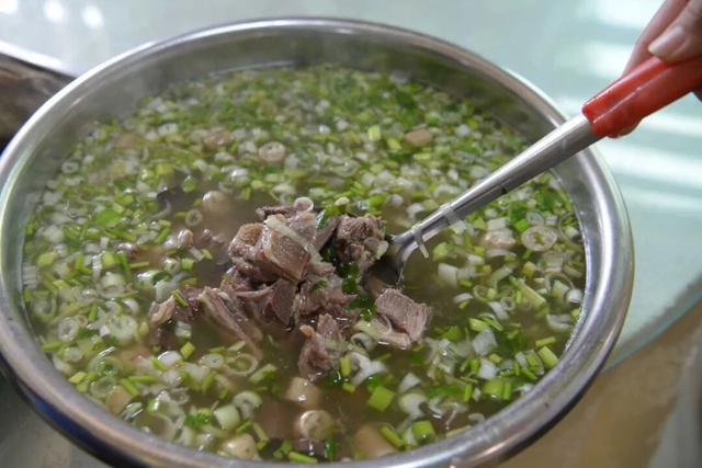 登朐山、访朐博，一日穿越千万年，藏在县城的宝藏路线！