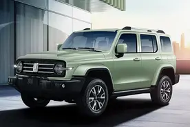 老实讲，自驾游可以选这两款SUV，200匹马力配四驱，动力强还舒适图片