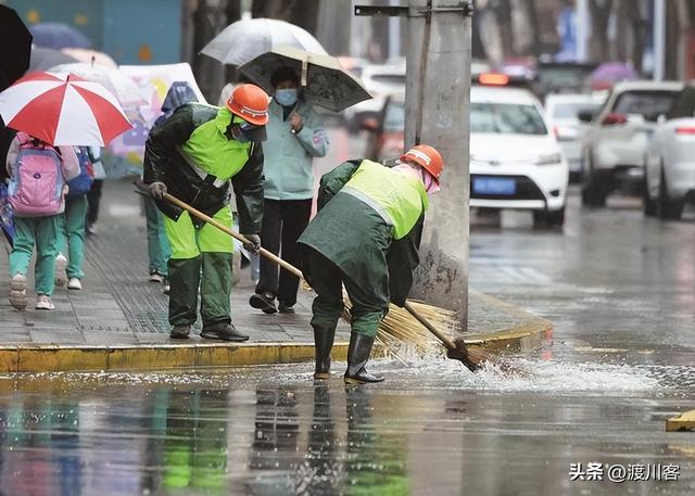 国外修巨型下水道，中国为啥不照抄？造价高得惊人，别盲目崇外