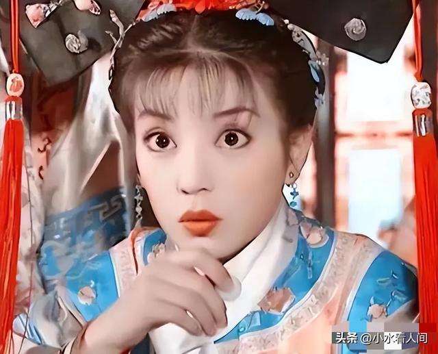 封杀四年,49岁赵薇近况再曝,面相仪态都变了,胃癌传闻真相大白