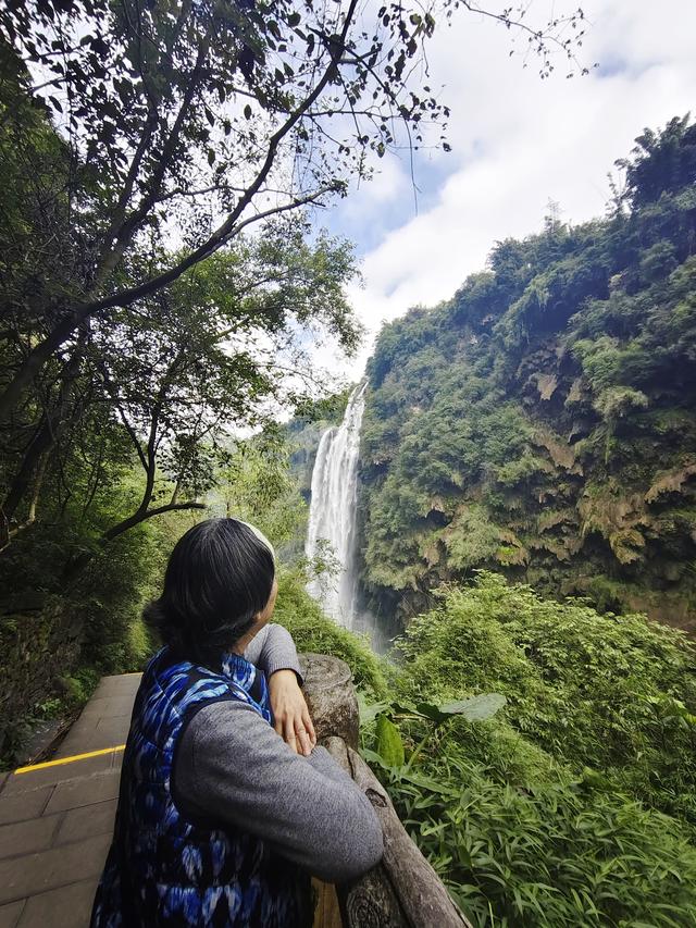 南行漫记：我见过地球上最美丽的一道疤痕，她叫马岭河峡谷