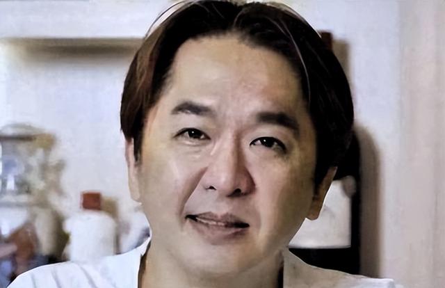 三女共侍一夫！每人每月50万零花钱，57岁色心不改又包“四奶”？