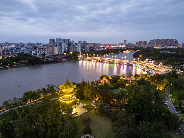 泰州老街，一场穿越时光的味觉旅行