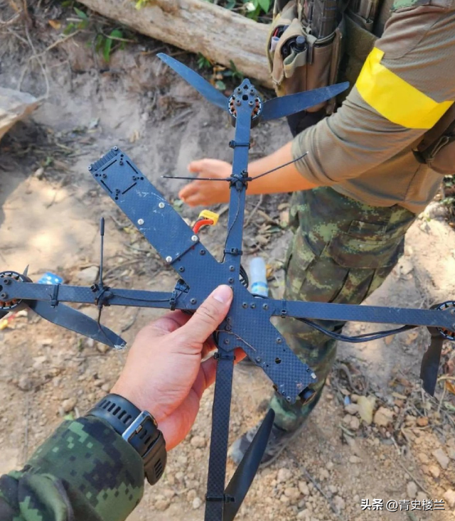 泰国发现情况不对，第三国势力进场帮柬埔寨？泰军用中文发表声明