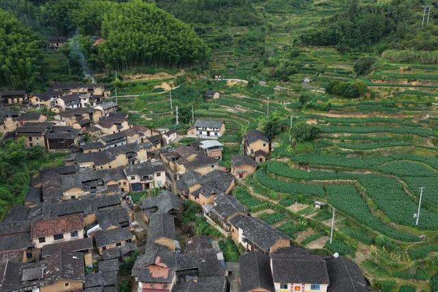逛古村，喝咖啡，高端的度假就是这么朴实无华