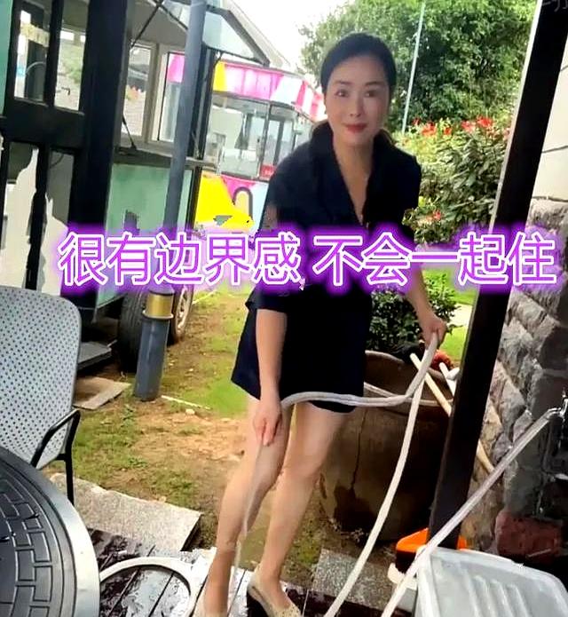 男子晒现任和前妻合伙开店，三人相处很融洽，网友称不尴尬吗？