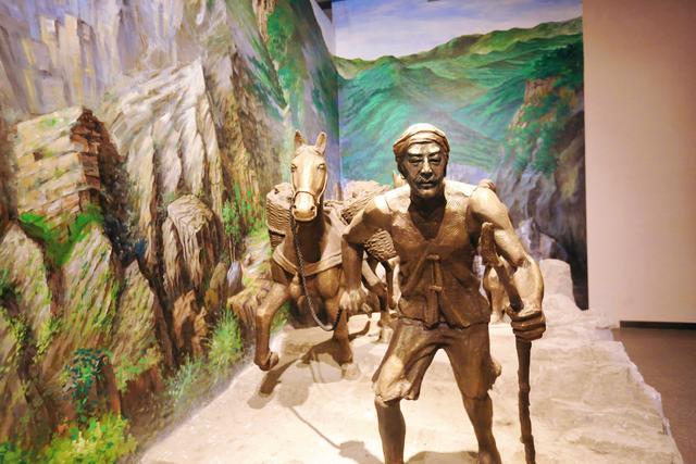 曲靖市博物馆，从古生物到新时代，感受滇东多彩文明的璀璨画卷