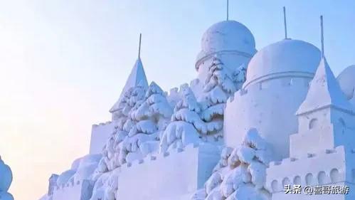 哈尔滨冰雪大世界终极畅游攻略：在冰雪奇境中雕刻冬日记忆