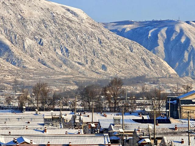银装裹山河 暖意藏烟火