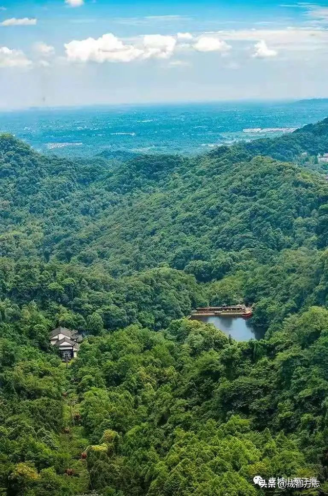 还有谁！比青城山和赵雅芝还绝配
