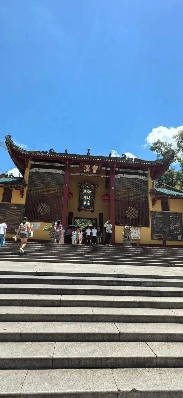 中国最赚钱的十个景点，游客越多，钞票越快进账？