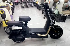 到底哪些车型不需要驾照，还能续航100公里以上，推荐5款热销车型图片