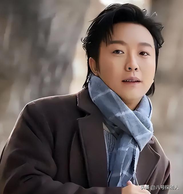 善恶终有报！47岁“跌落神坛	”的李玉刚，终是活成了“跳梁小丑”