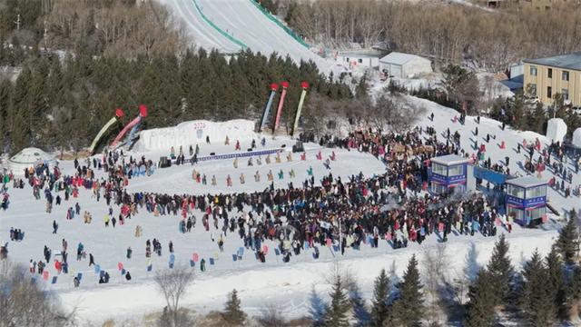 银色乌珠穆沁草原冰雪那达慕暨草原99号公路冰雪季隆重开幕