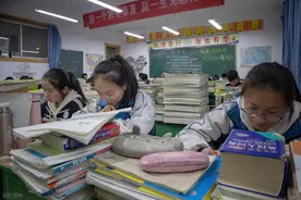2025高考各科目难度全解析：哪些题目让考生直呼"太难了"？​​图片