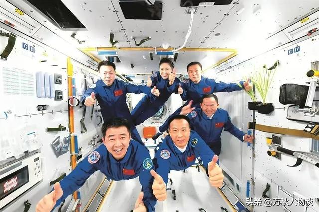女航天员在太空中，怎么能保护自己的隐私？航天女英雄牺牲太大了
