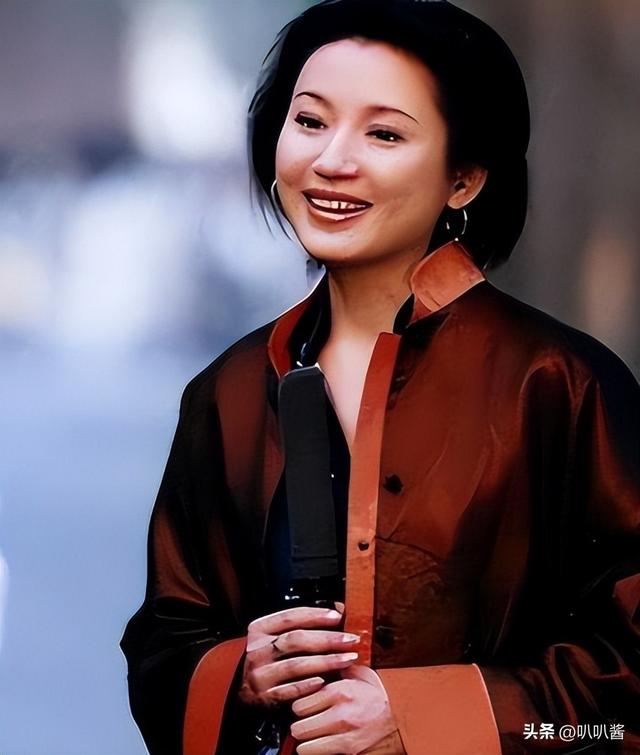 “余生好好走”，57岁央视主持王小丫，曾在病床上的留言引人泪目