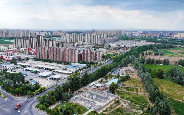 山西的有座低调避暑城市，号称“无扇之城”，来了就不想走