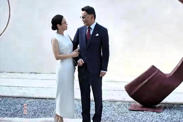 兜兜转转还是你！61岁李国庆与白月光再婚，没找小姑娘被网友怒赞