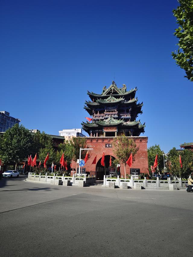 行走320公里实现霍州署、小西天、月饼一条街和戎子酒庄的连穿