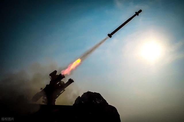 以色列此前对伊朗的打击，并未影响其实力，至今依旧能左右格局