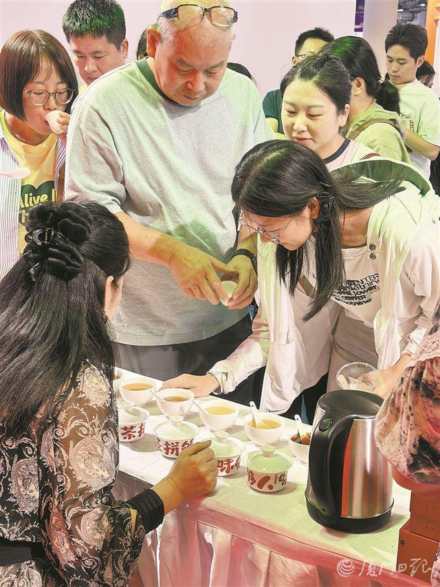 品鉴文创、集章打卡、VR探险......到文博会来场文旅奇遇！