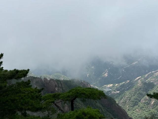 徒步三山五岳：安徽黄山！