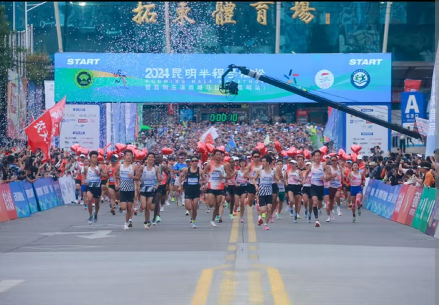 跟着昆马游石林|游玩攻略等你来领!