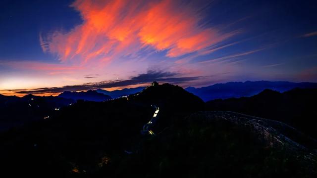 巨龙盘踞金山岭长城！