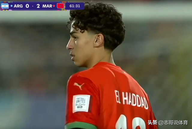 一场2-0！世界杯诞生新王 悲喜两重天：阿根廷队泪洒赛场 黑马狂欢