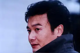 演员孙松：我这辈子最后悔的事情，就是没能让老母亲如愿抱上孙子图片