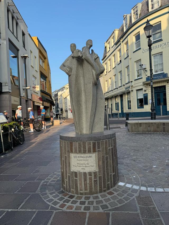 【走遍世界】登上英国三大皇家属地之一的泽西岛🇯🇪