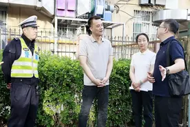 太原市万柏林区：区领导调研校园周边交通拥堵问题图片