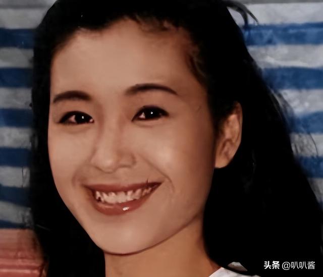她曾是香港第一美女，21岁嫁51岁富豪，洞房13天后“克死”丈夫