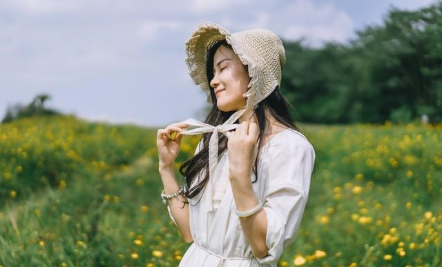 心理学：征服中年女人的最快方法，不是聊天，而是“禁果效应”