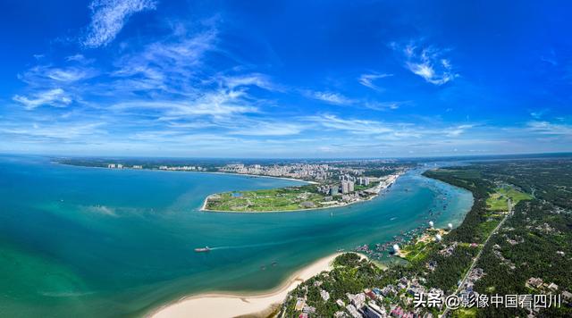 海南文昌：椰林湾引客来