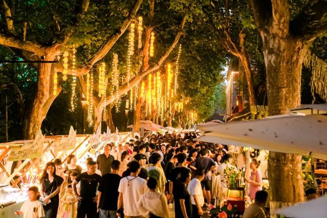 16载烟火淬炼，“北关夜市”C位重燃