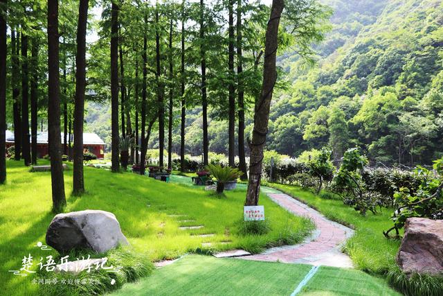 浙江宁波的山海风景线，山岙里藏着多个古村和网红景点，值得游玩