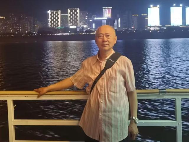 万州会战友（38军113师337团），夜游万州三峡平湖