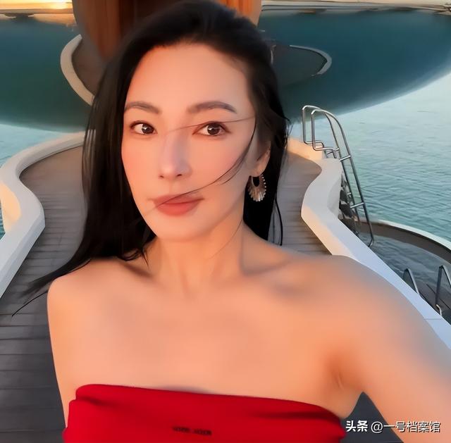 善恶终有报！陪睡仅开胃菜，张雨绮再迎两大噩耗	，被“资本	”抛弃