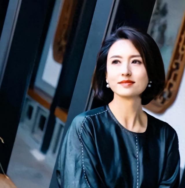 包养四个男人，嫁给70岁富翁？央视女主持私生活谣言有多离谱？