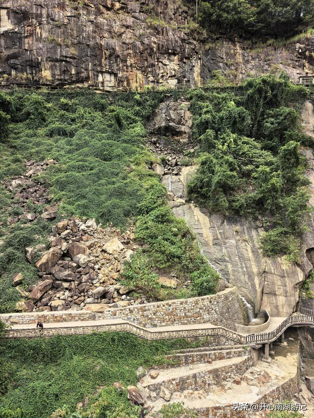 2025年秋老姐俩江西行，游望仙谷