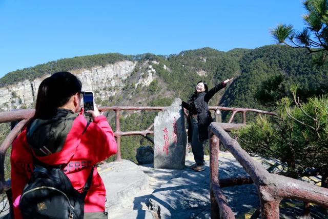 免签直航带热入境游：马来西亚旅行商考察团到庐山踩线