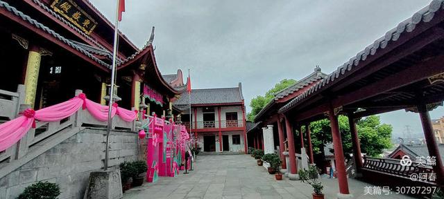 看杭州 凤凰山 东岳庙