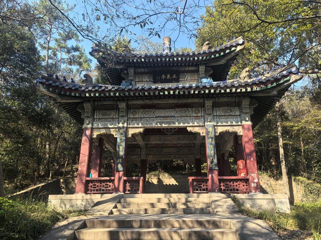 南京紫金山郊野徒步